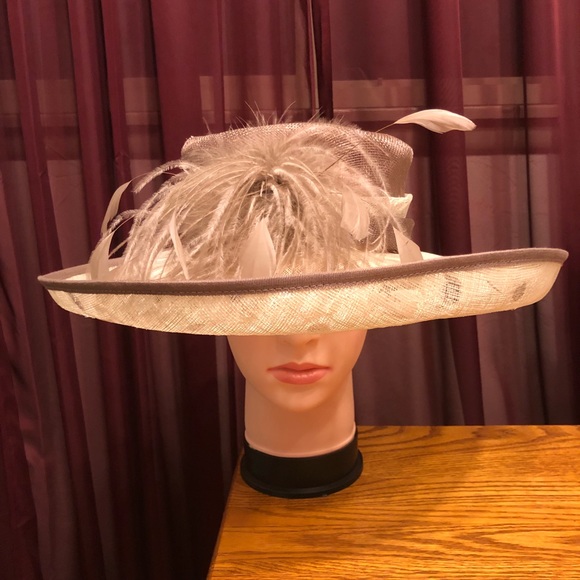 Purple Feather Straw Hat